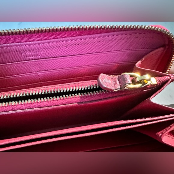 AUTHENTIC Prada Pink Saffiano Bow Wallet (Pre-Owned) - Picture 3 of 10